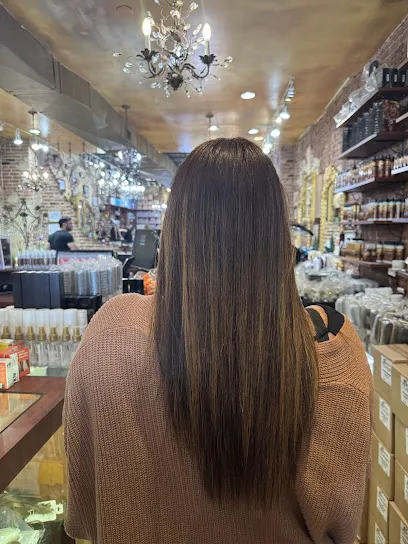 Delacqua Salon & Spa